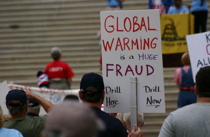 Climate-change-deniers-demonstrating